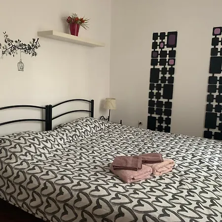 דירה Purple Heart In The Center. King Size Bed! סופיה